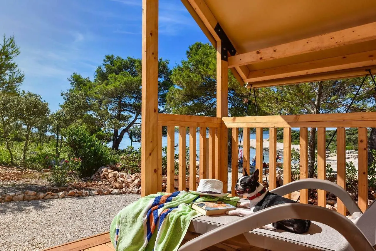 Glamping Ugljan Hotel Zara Croazia